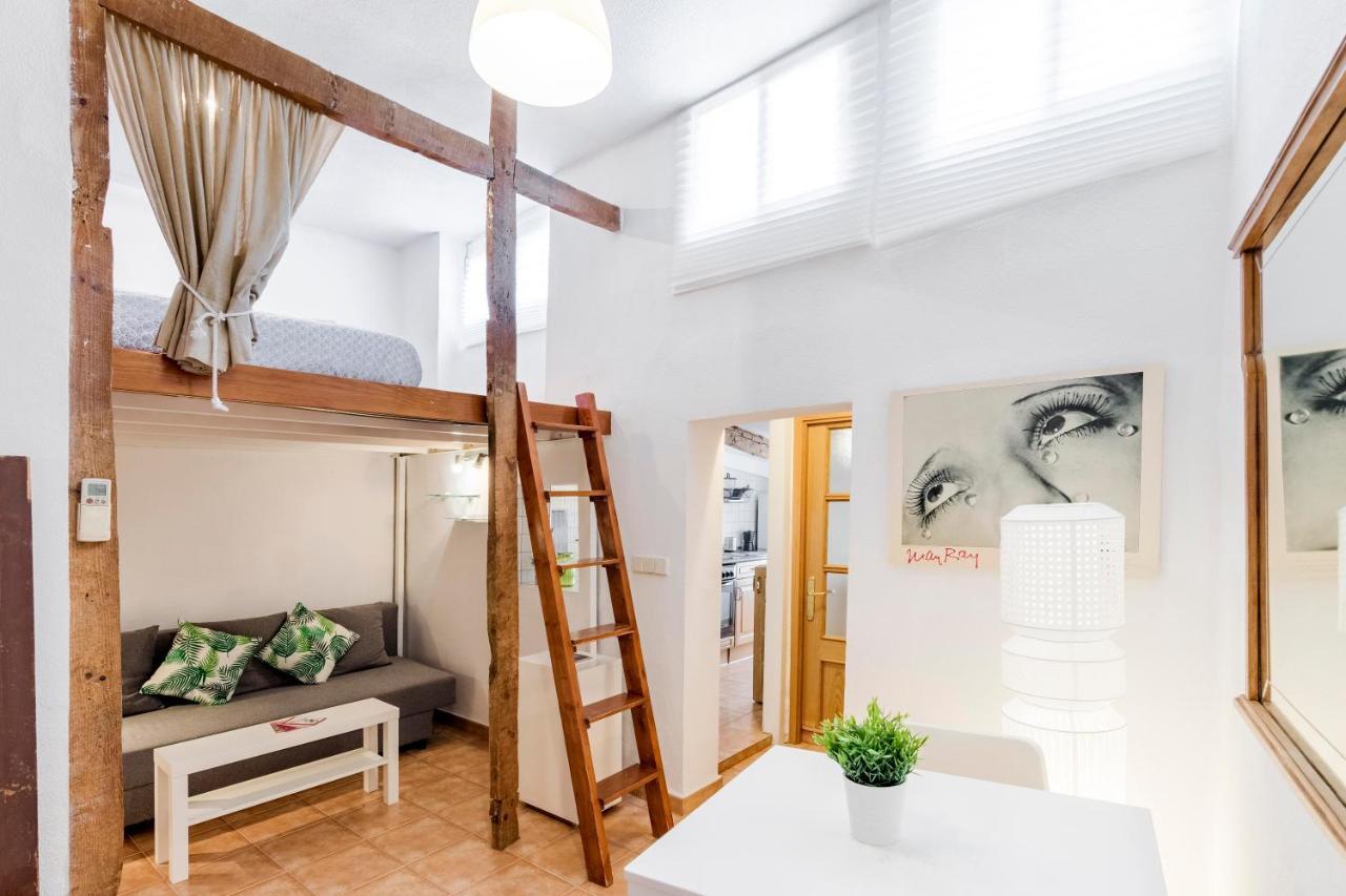Original Loft En Lavapies Lejlighed Madrid Eksteriør billede